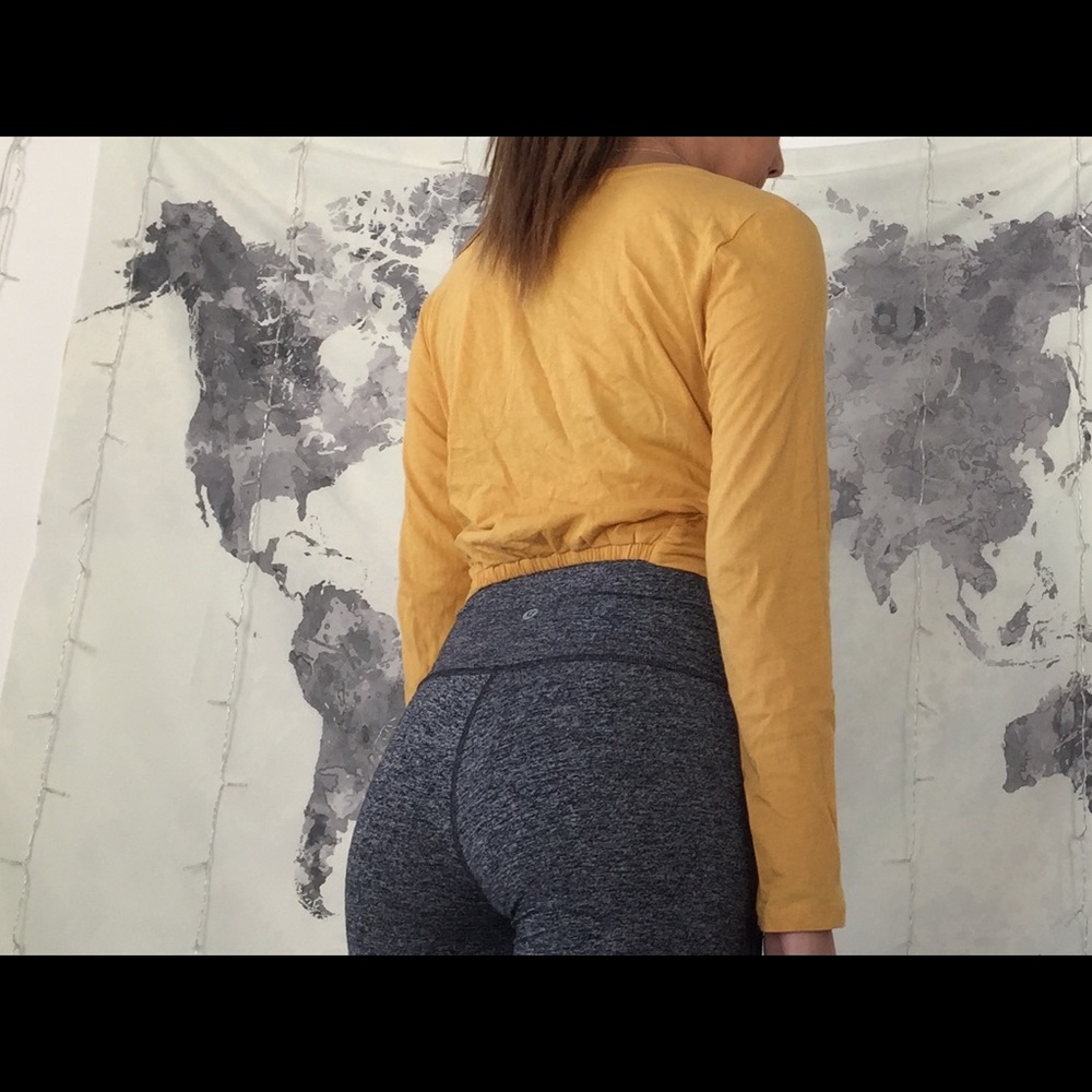 Mustard cropped long sleeve - Picture 3 of 4